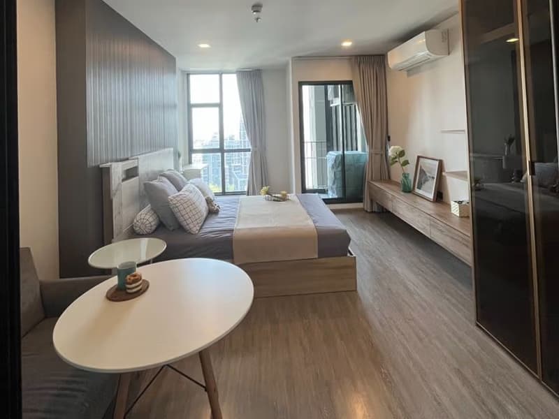  RHYTHM Ekkamai - 1 Bed Condo for Rented *RHYT3014