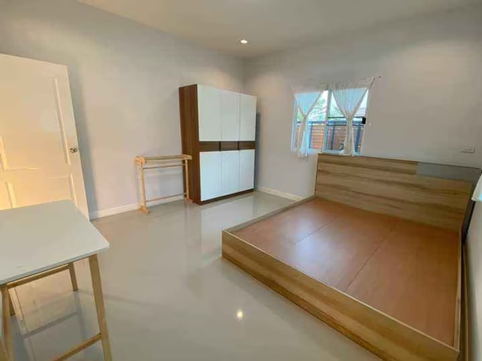 3 Bedroom House - Image 6