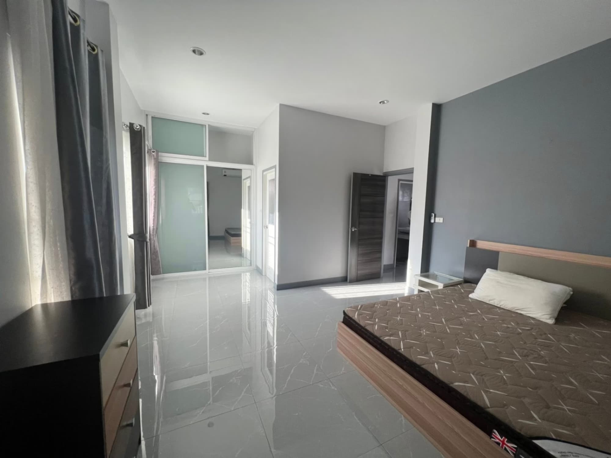 3 Bed House for Rent in Mueang Chiang Mai - Image 8