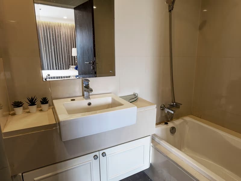 Condo for Rent at Le Luk Condominium