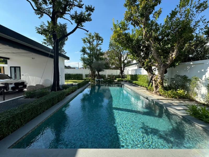 4 Bed House for Rent in Mueang Chiang Mai