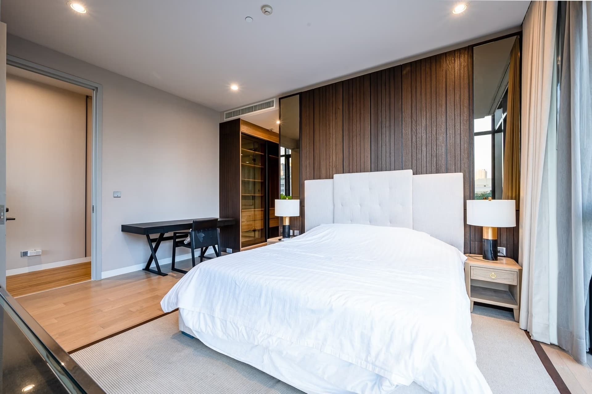 3 Bed Condo for Rent in Watthana - Image 8