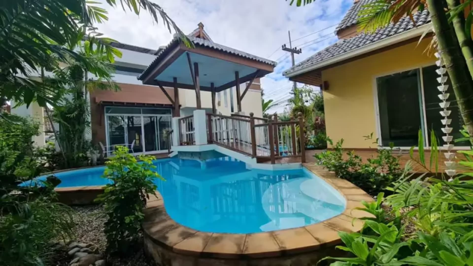 4 Bedroom House - Image 9
