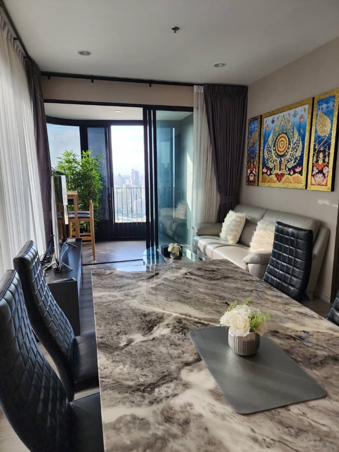 2 Bed Condo for Sale in Huai Khwang - Image 14