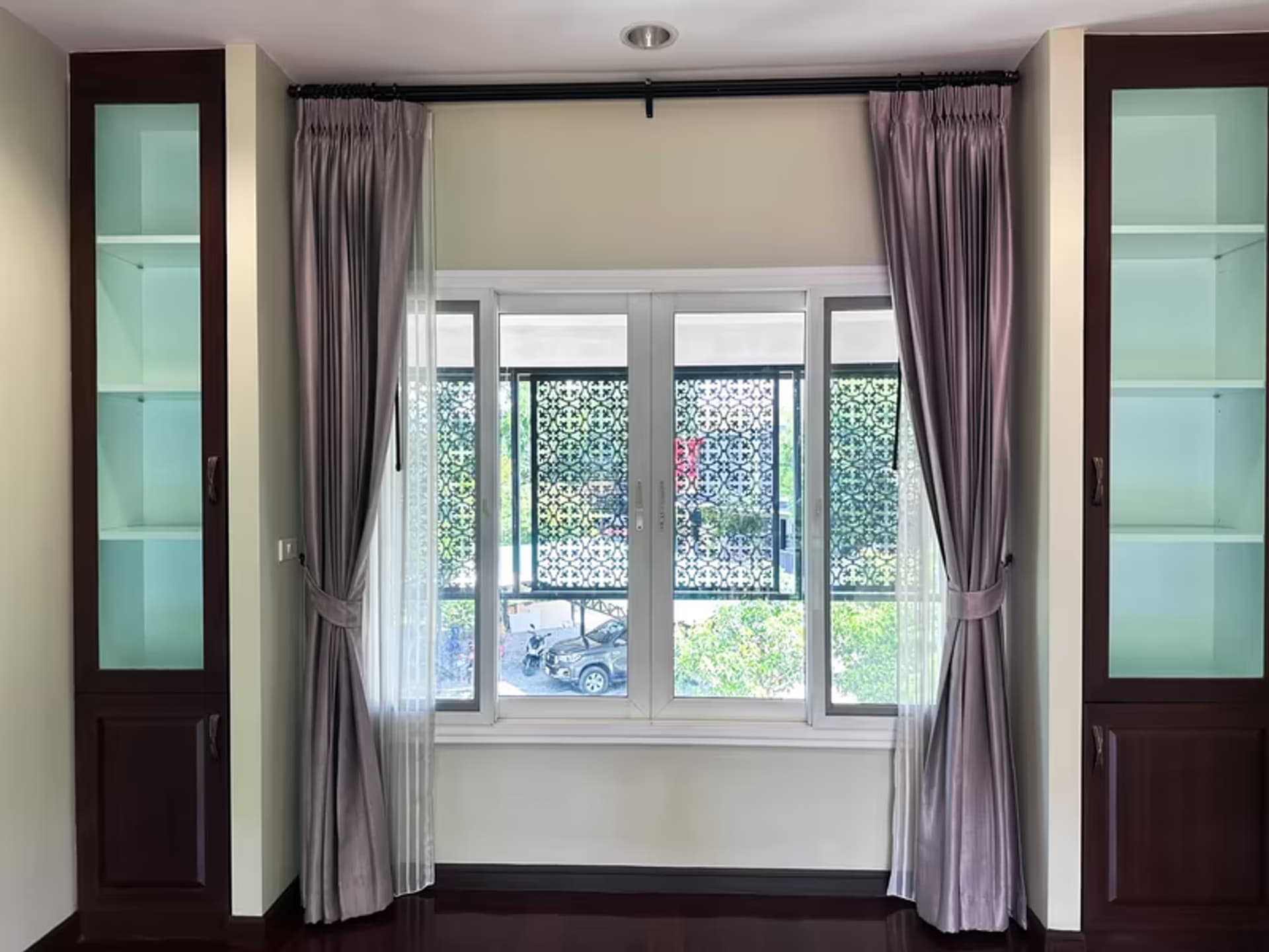 4 Bedroom House - Image 5