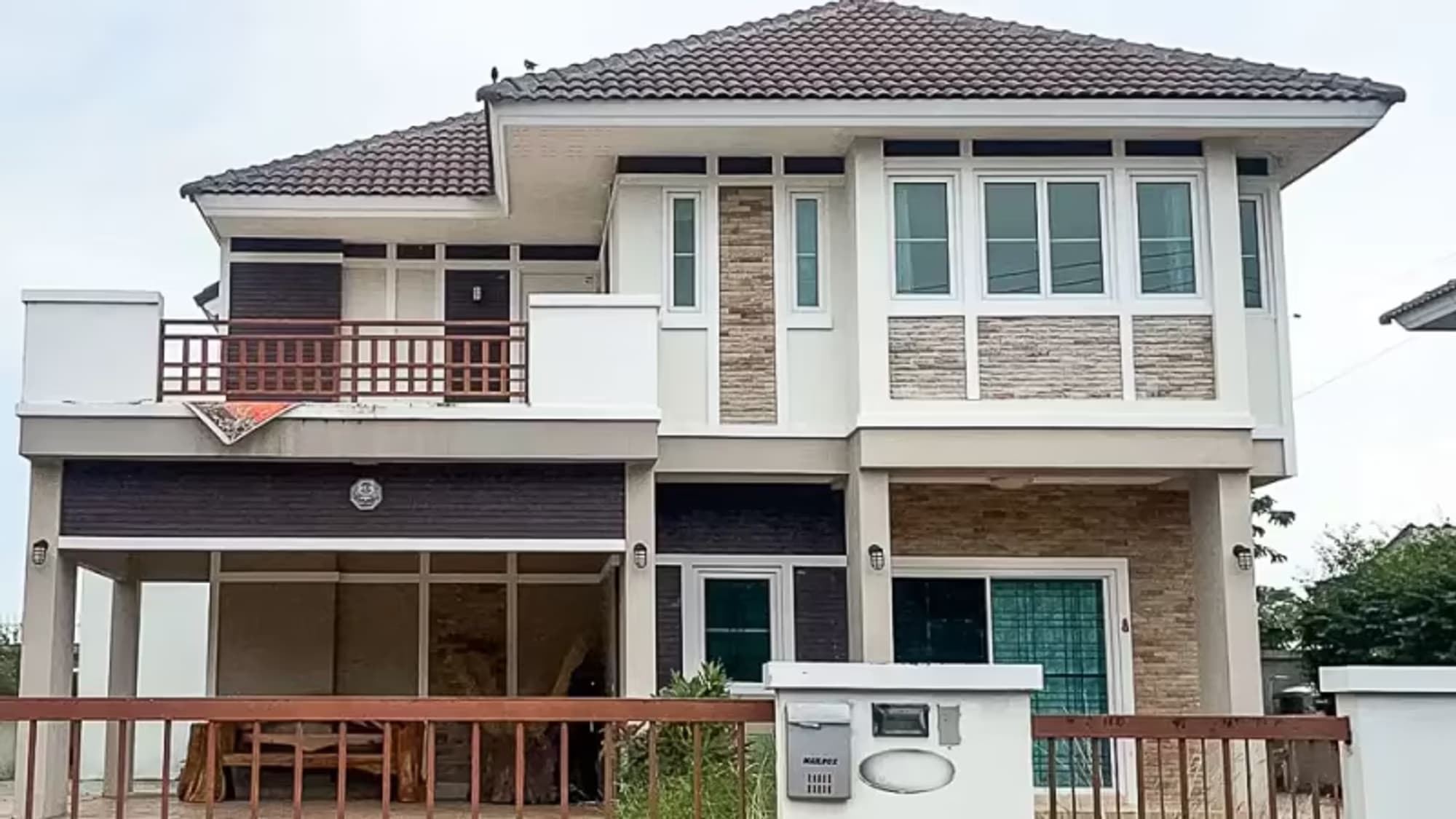 3 Bedroom House - Image 1