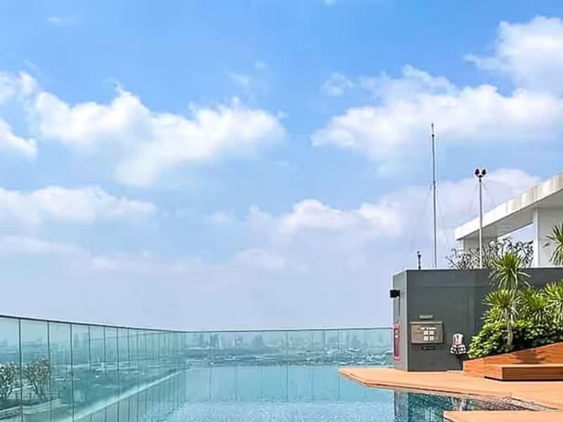 Life Sukhumvit 48