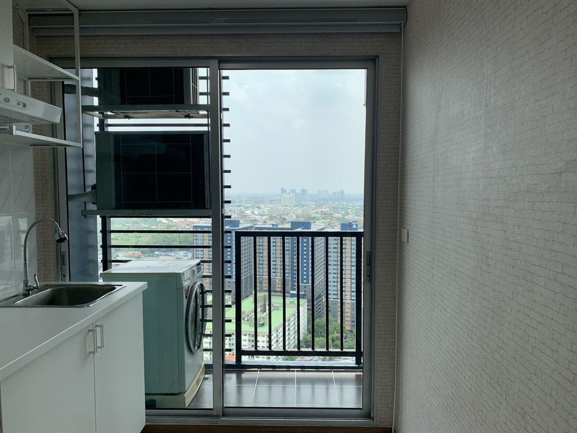 1 Bed Condo for Sale  Near On Nut BTS - Image 8