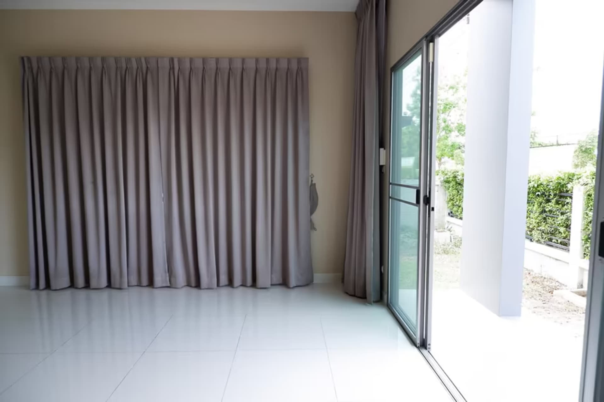 4 Bedroom House - Image 21