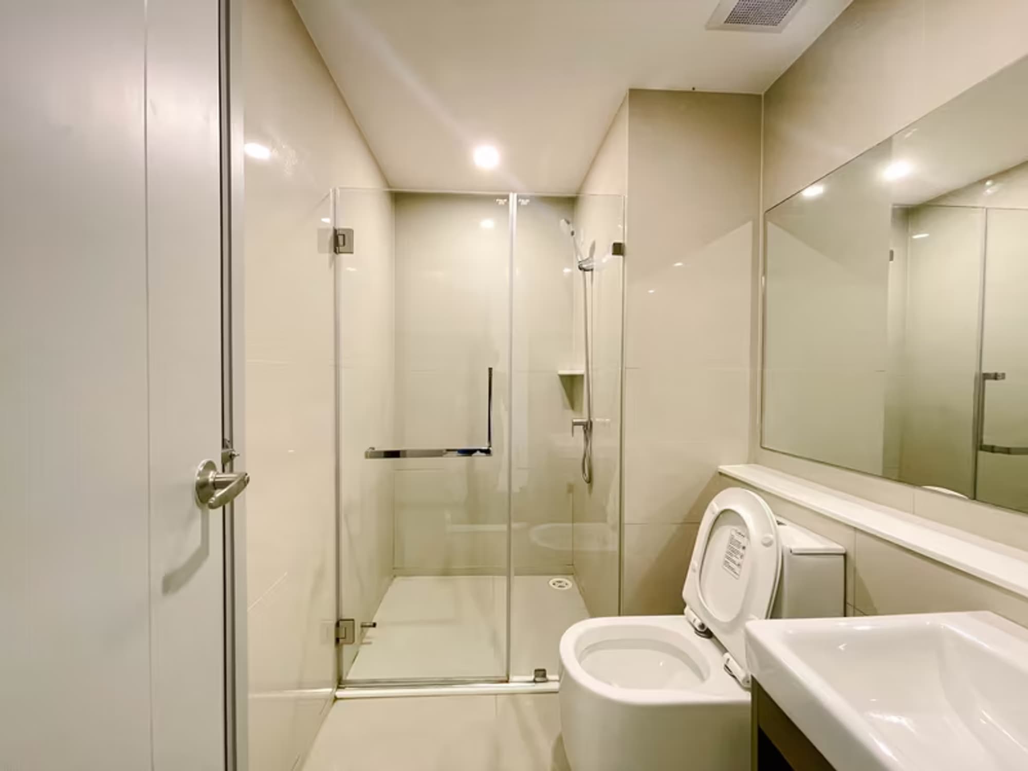 Aspire Sukhumvit Onnut - Image 17