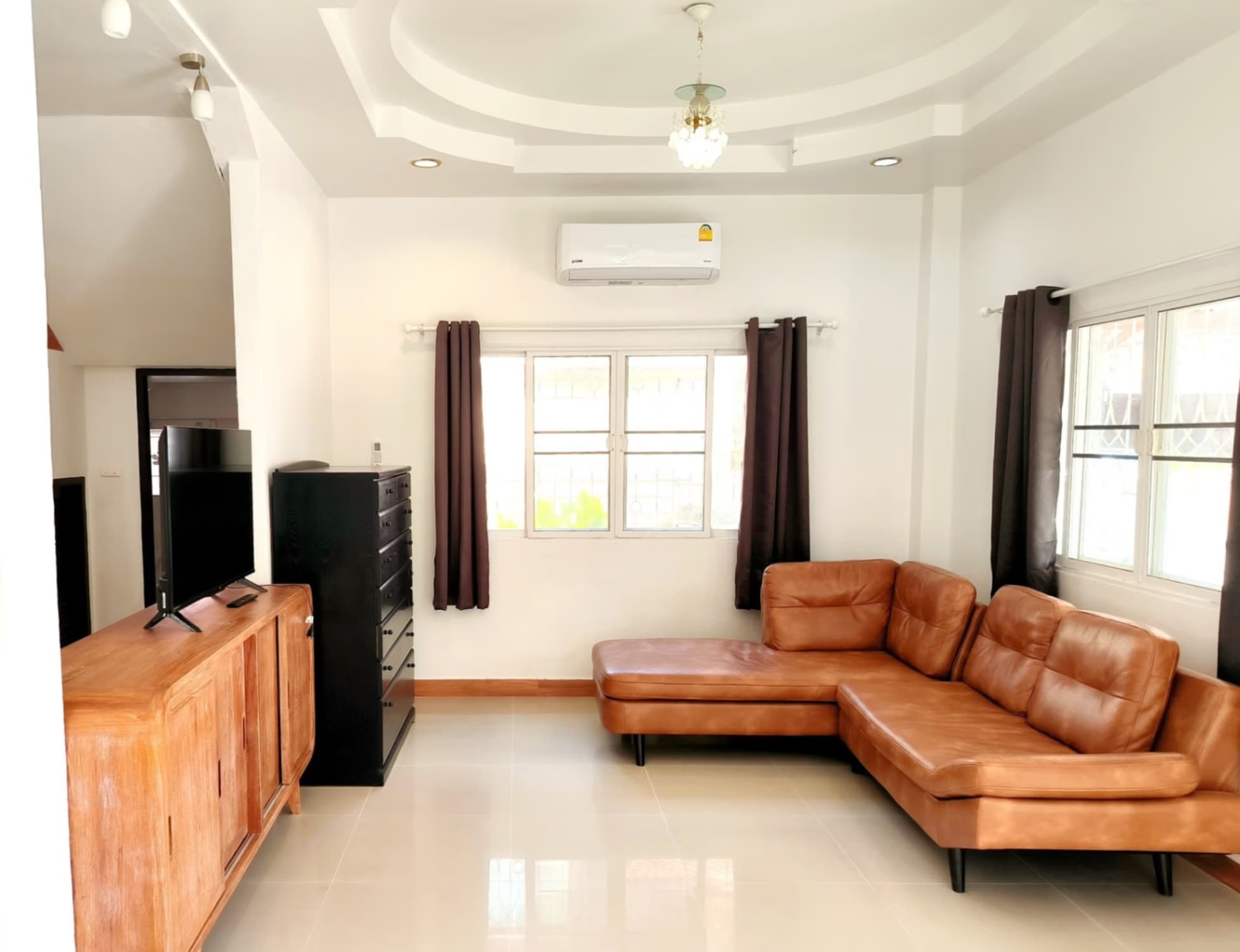 3 Bed House for Rent in San Sai District - Image 2