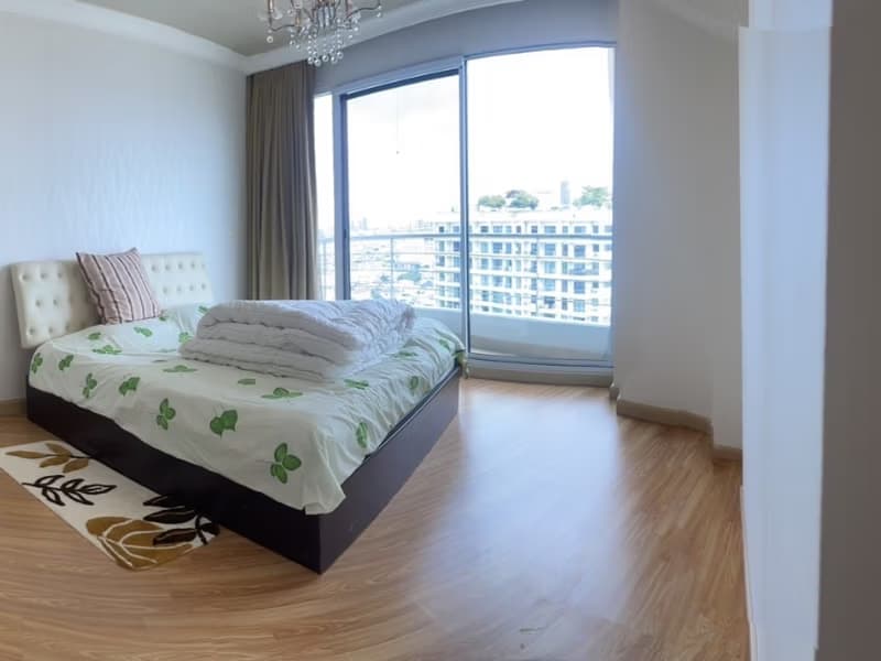 Condo for Sale at Supalai Casa Riva