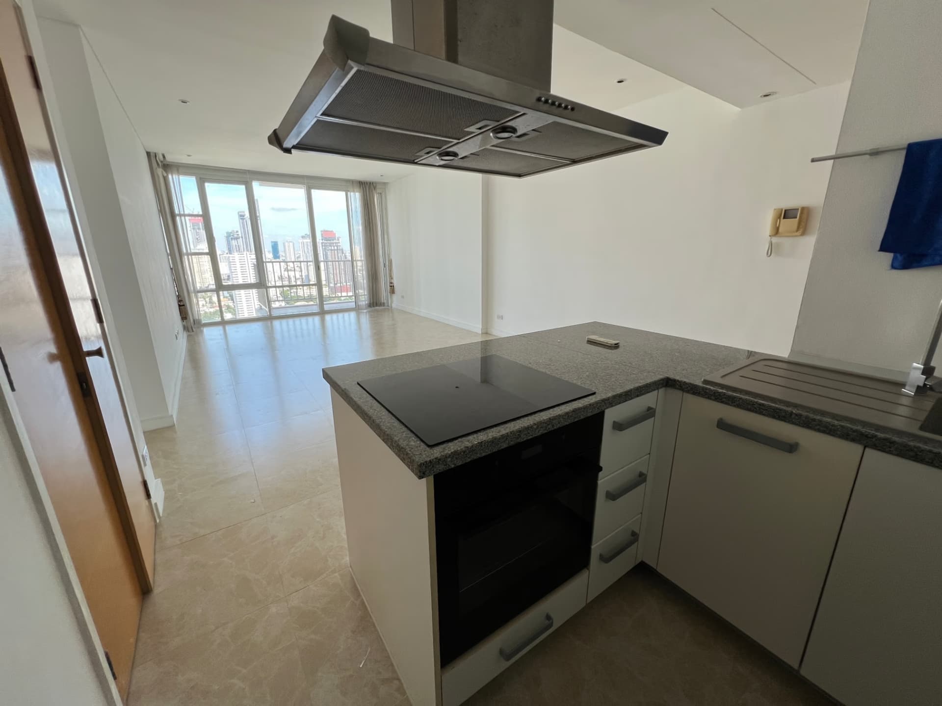 Condo for Rent, Sale at Fullerton Sukhumvit - Image 11