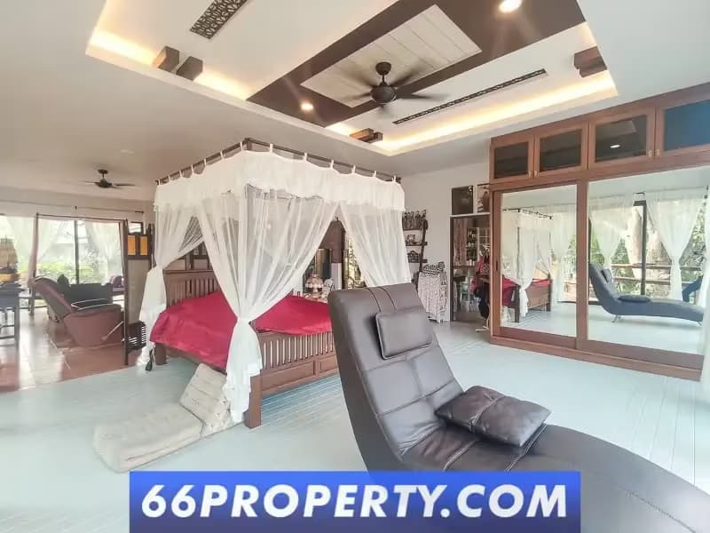 4 Bedroom House