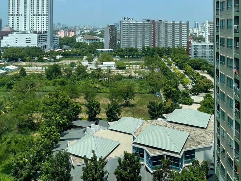 1 Bed Condo for Sale in Huai Khwang