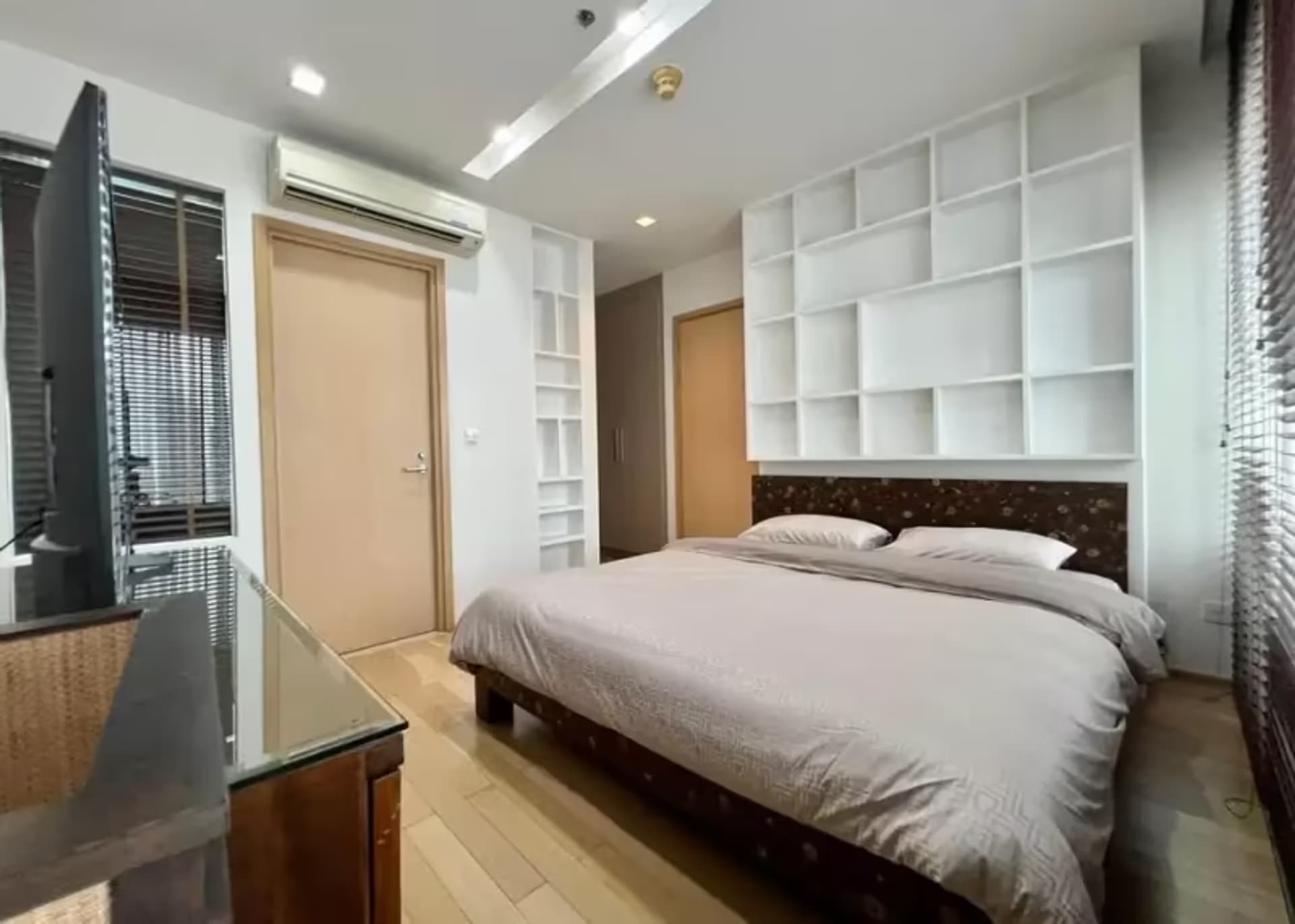 2 Bedroom Condo - Image 4