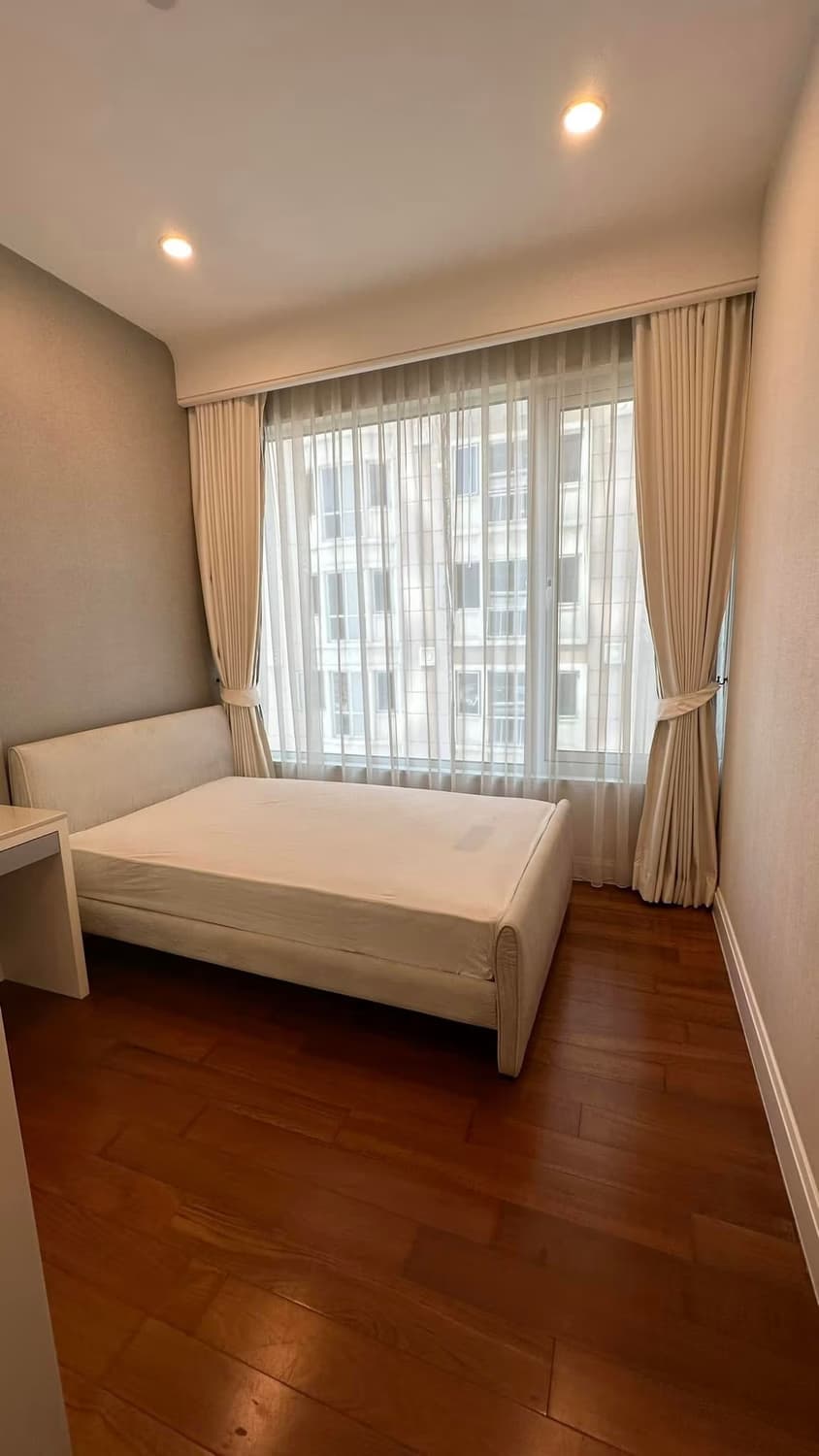 2 Bed Condo for Rent  Near Chit Lom BTS - Image 2