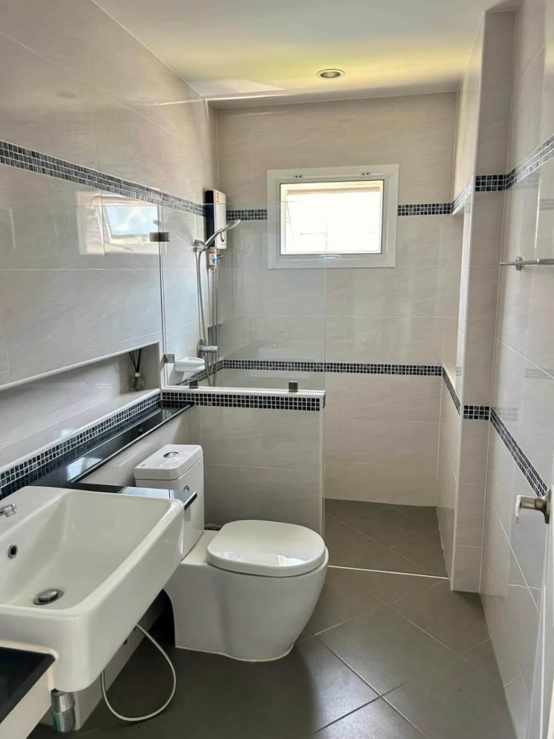 House for Rent in Ton Pao, San Kamphaeng. - Image 16