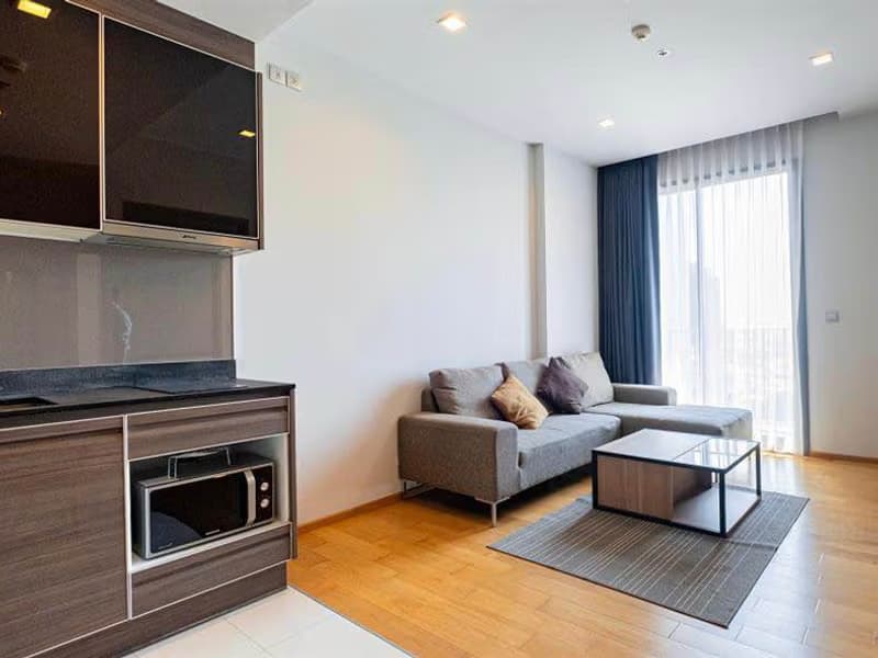 1 Bedroom Condo