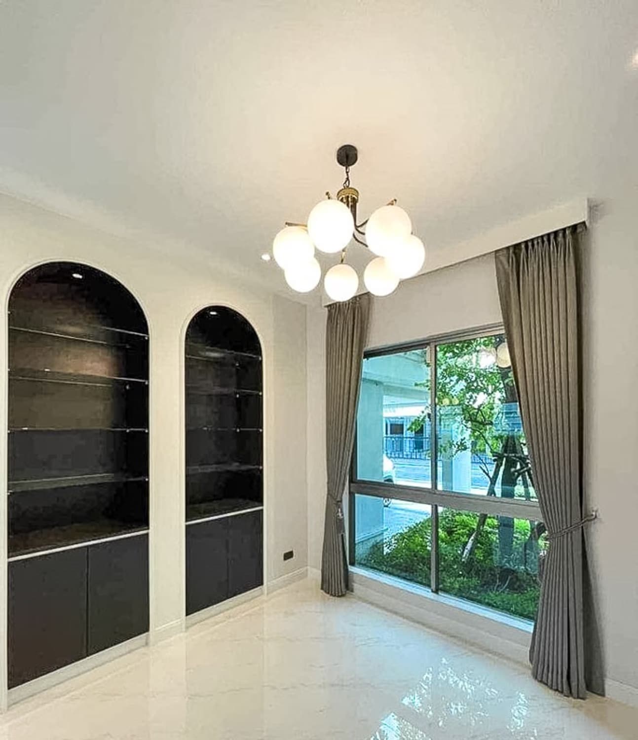 3 Bedroom House - Image 11
