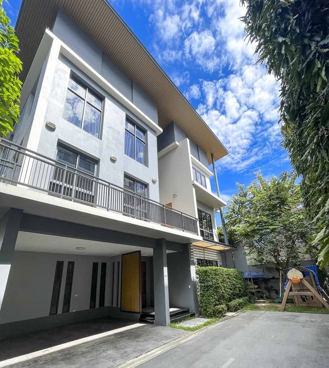 House for Rent at Baan Sansabai @Lassale - Image 2