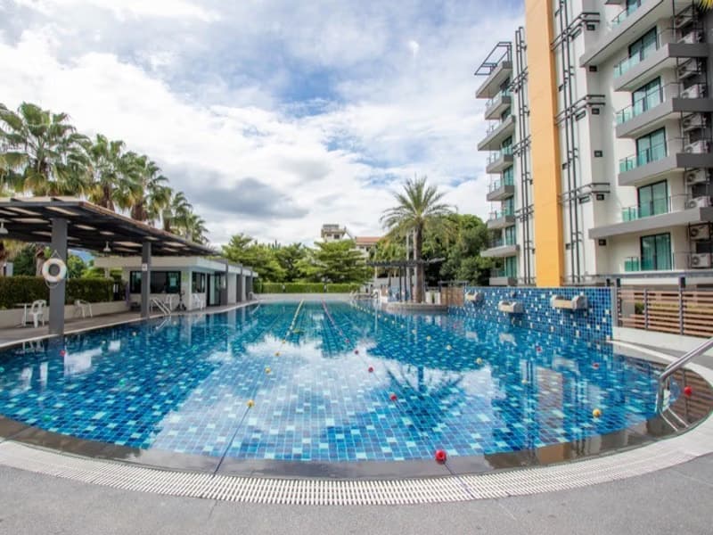 1 Bedroom Condo