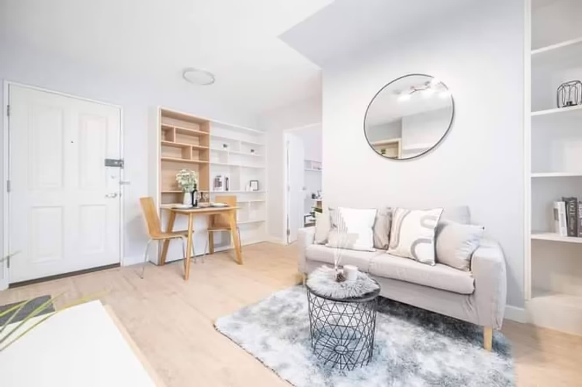 1 Bedroom Condo - Image 1