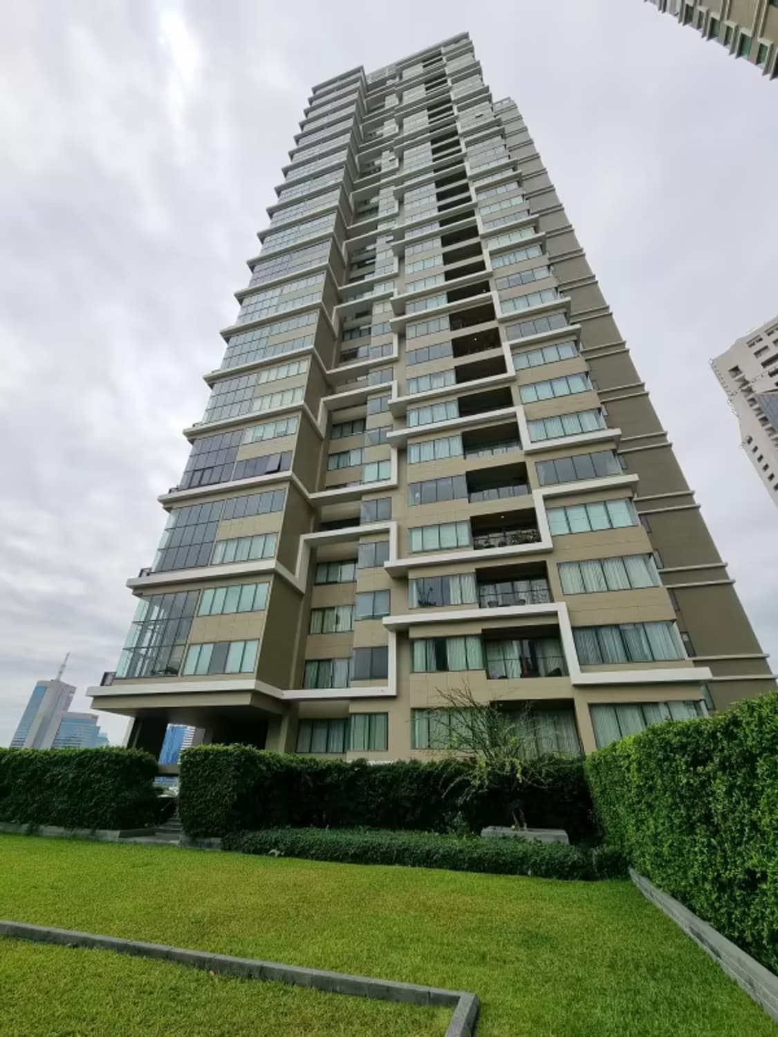 2 Bedroom Condo - Image 7