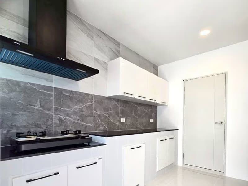 4 Bed House for Rent in Bang Phli, Samut Prakan