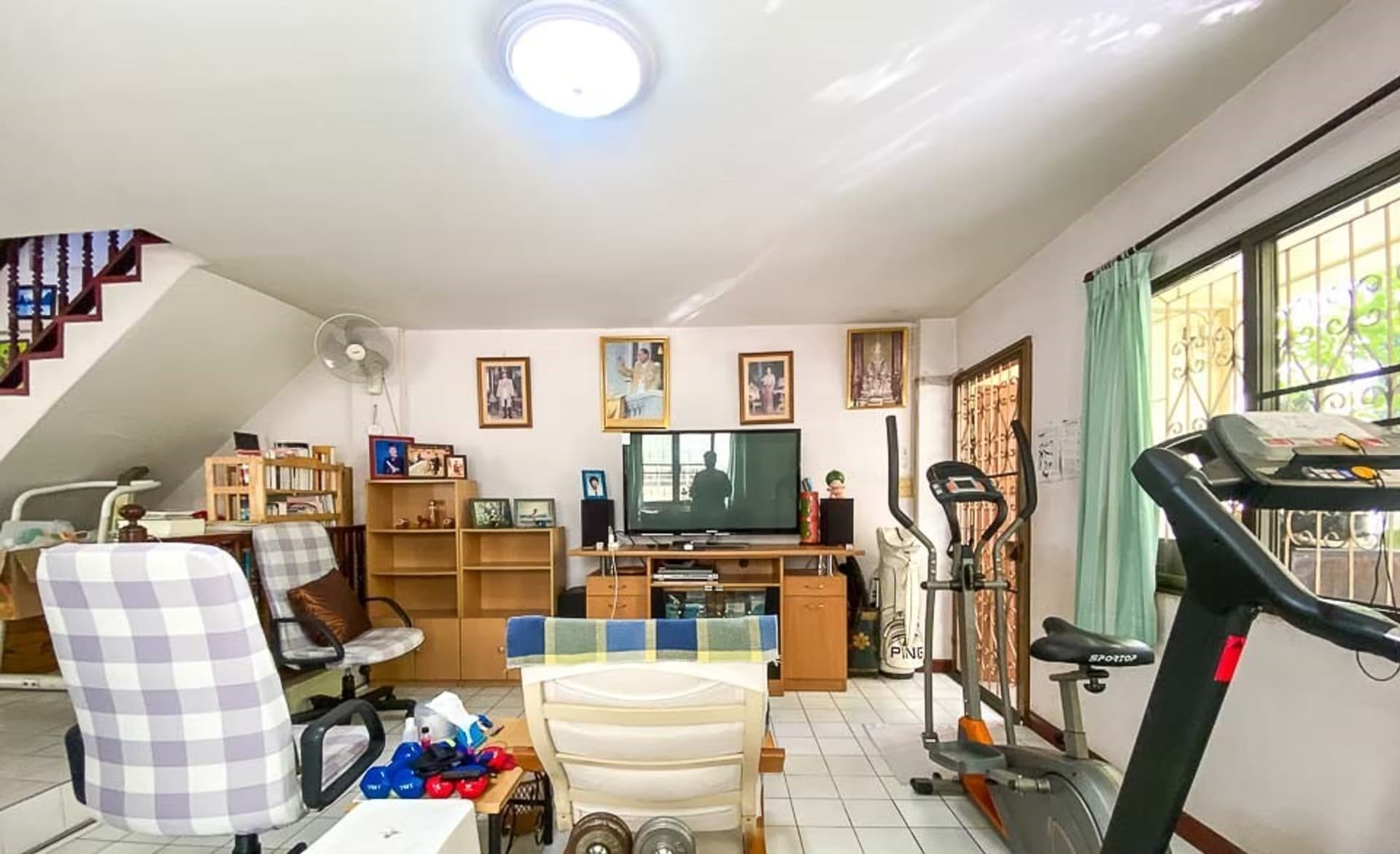4 Bedroom House - Image 2