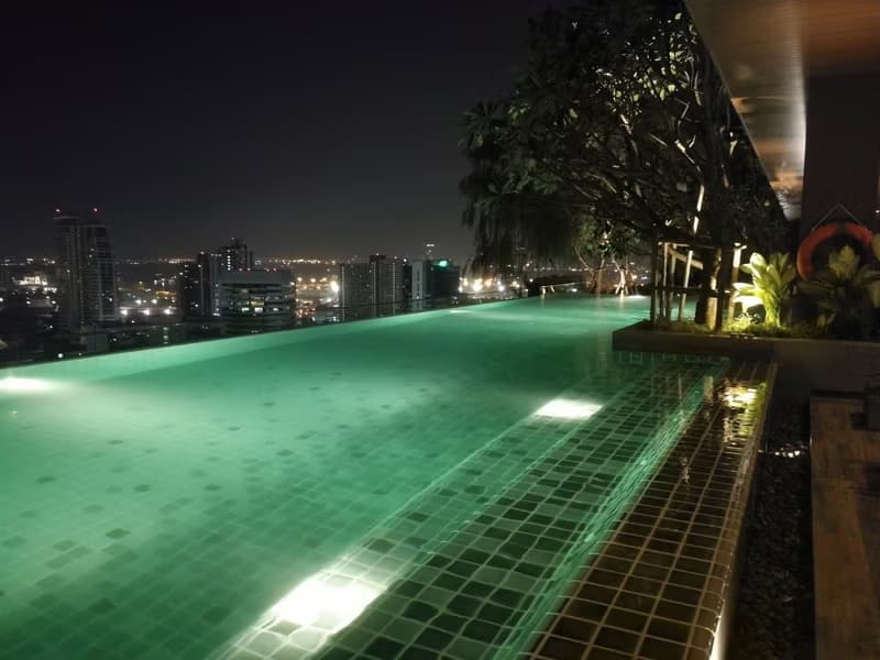 1 Bed Condo for Sale in undefined