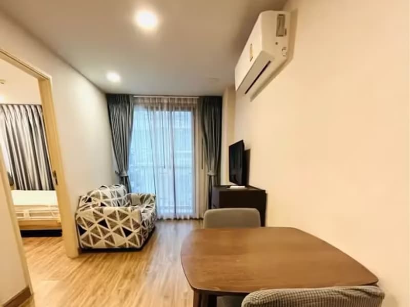 1 Bedroom Condo