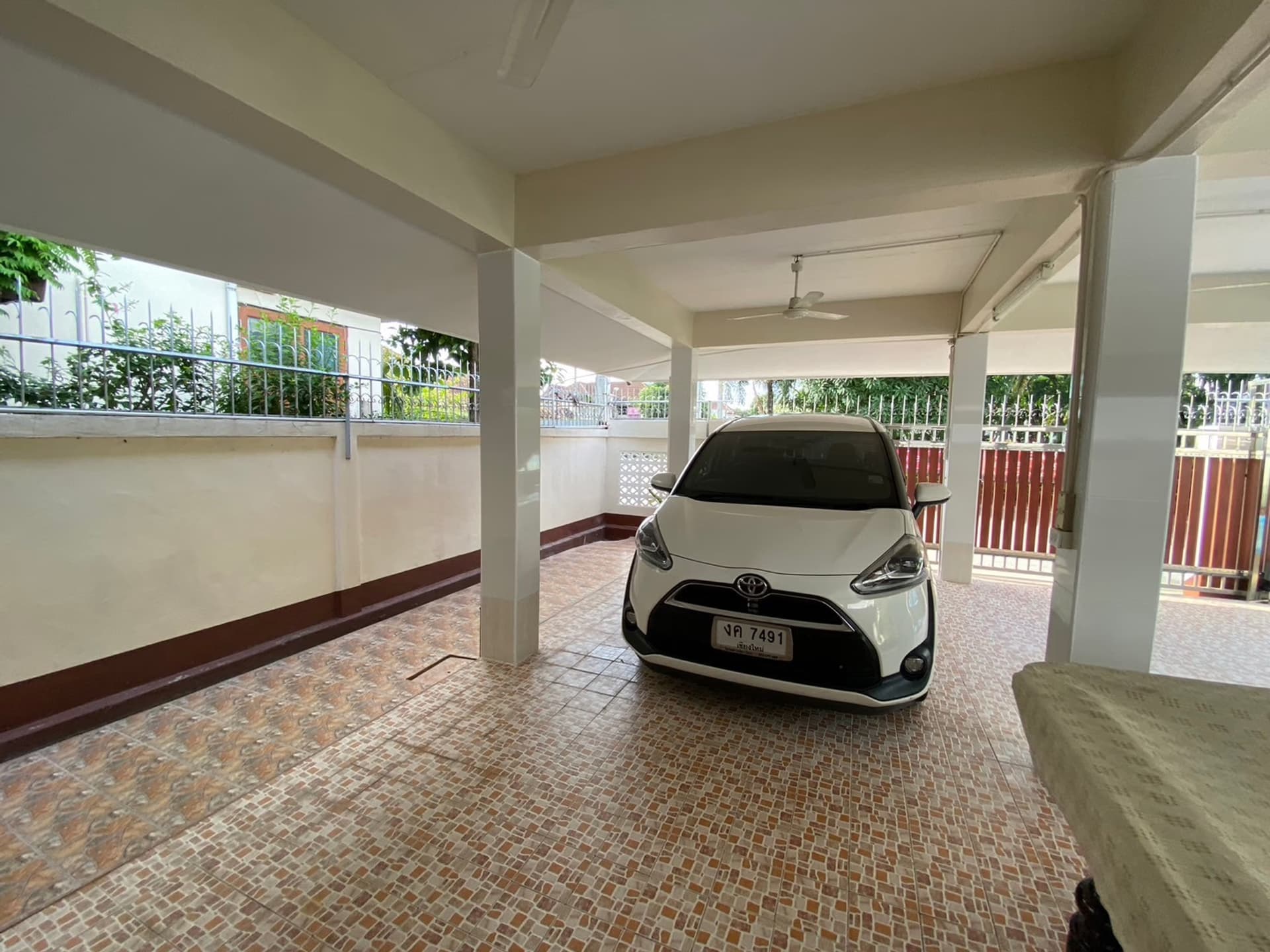 3 Bed House for Rent and Sale in Mueang Chiang Mai - Image 6