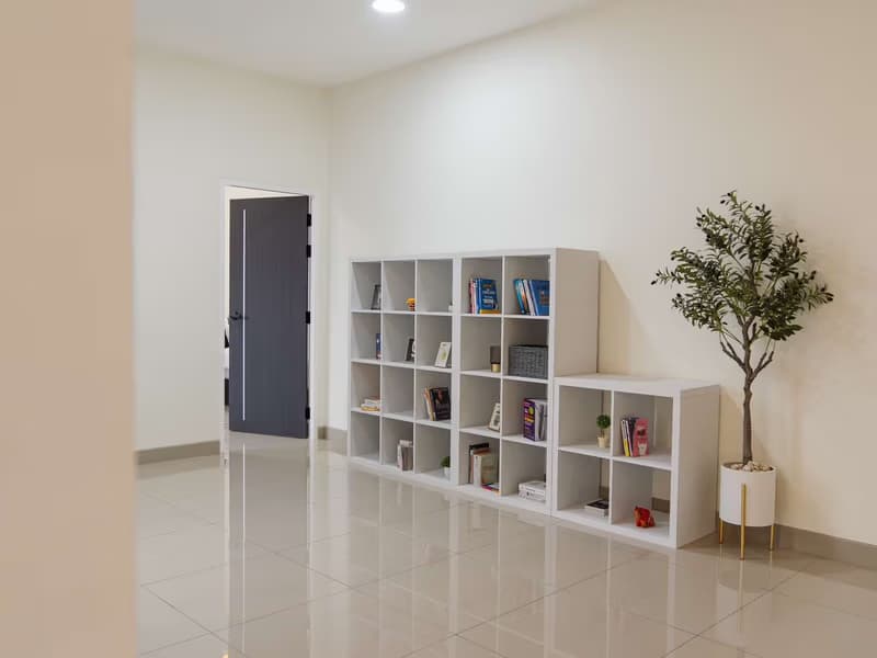5 Bed House for Sale in Saraphi