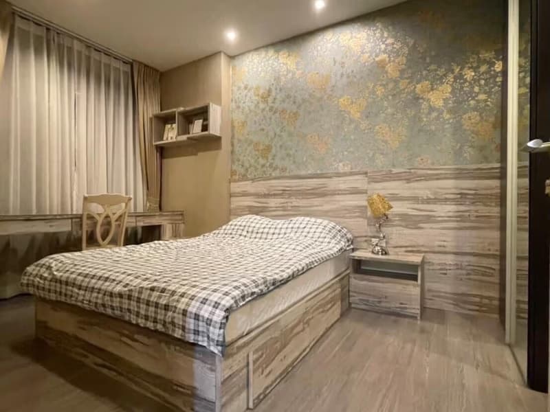 1 Bed Condo for Rent in Khlong San