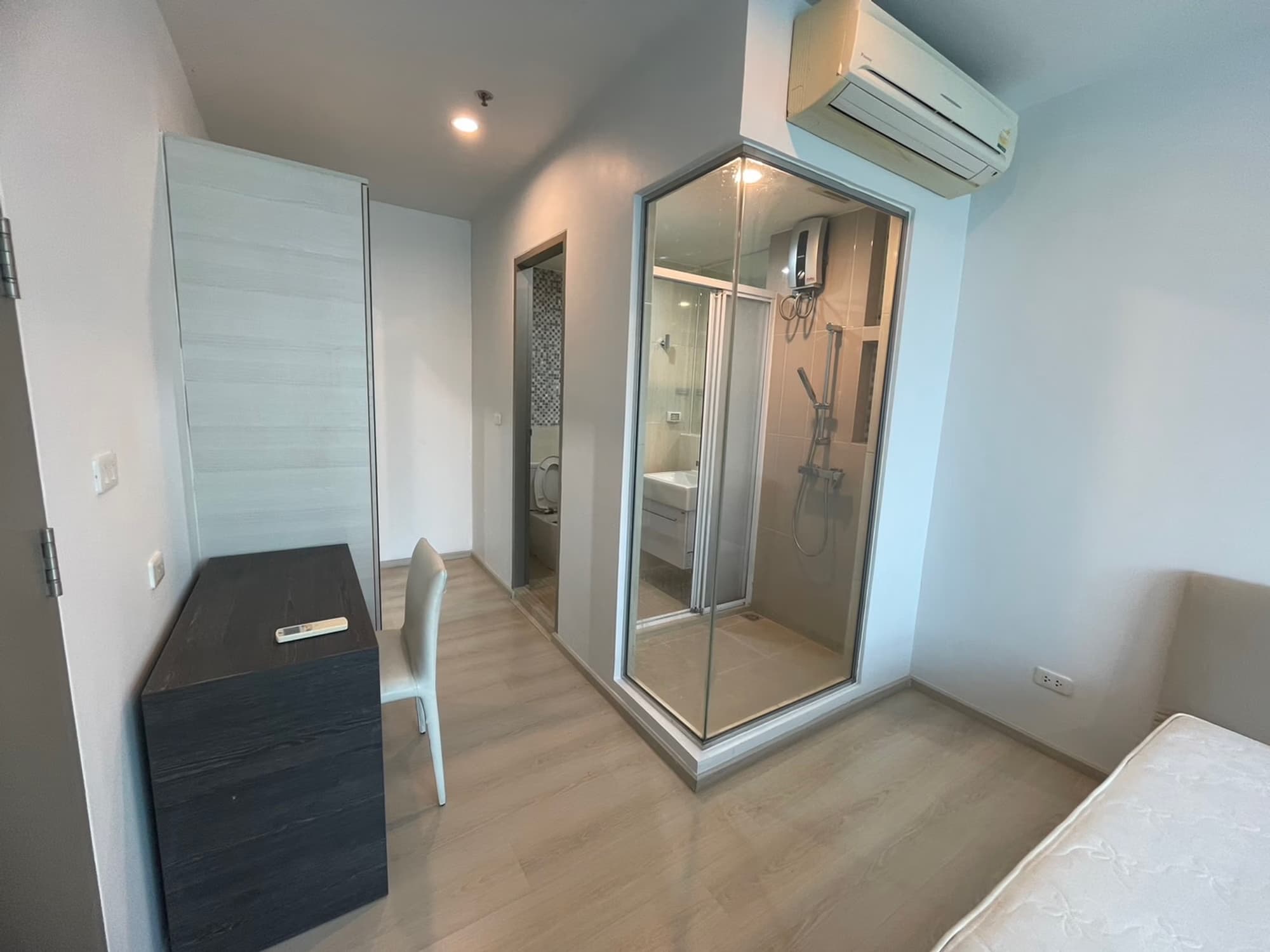 2 ห้องนอน undefined สำหรับ ขายและจำหน่าย ใกล้ Huai Khwang MRT - Image 8
