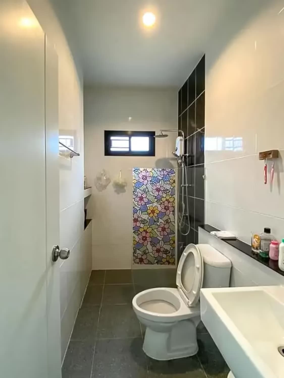 3 Bedroom House - Image 5