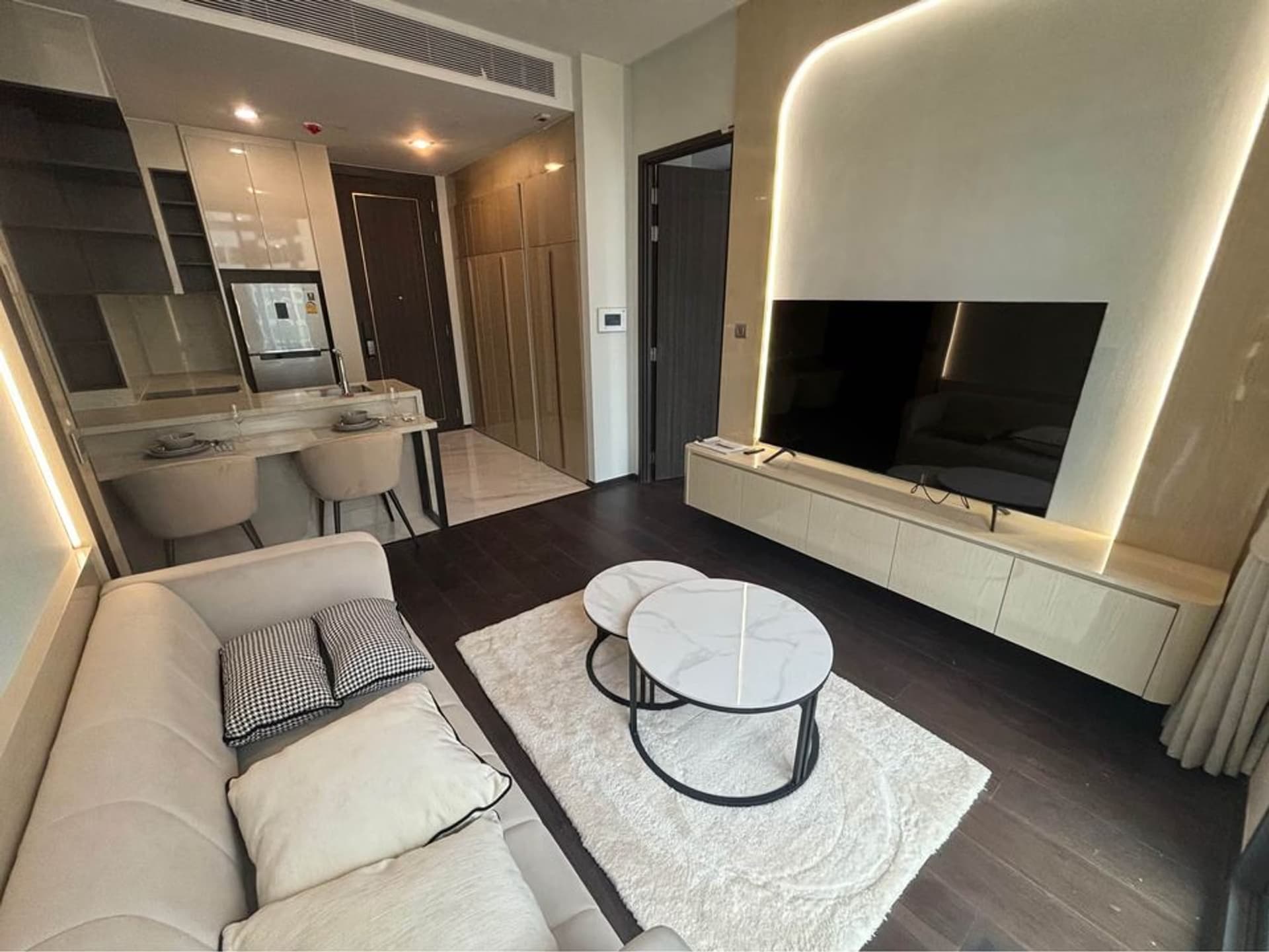 1 Bed Condo for Rent in Watthana - Image 1