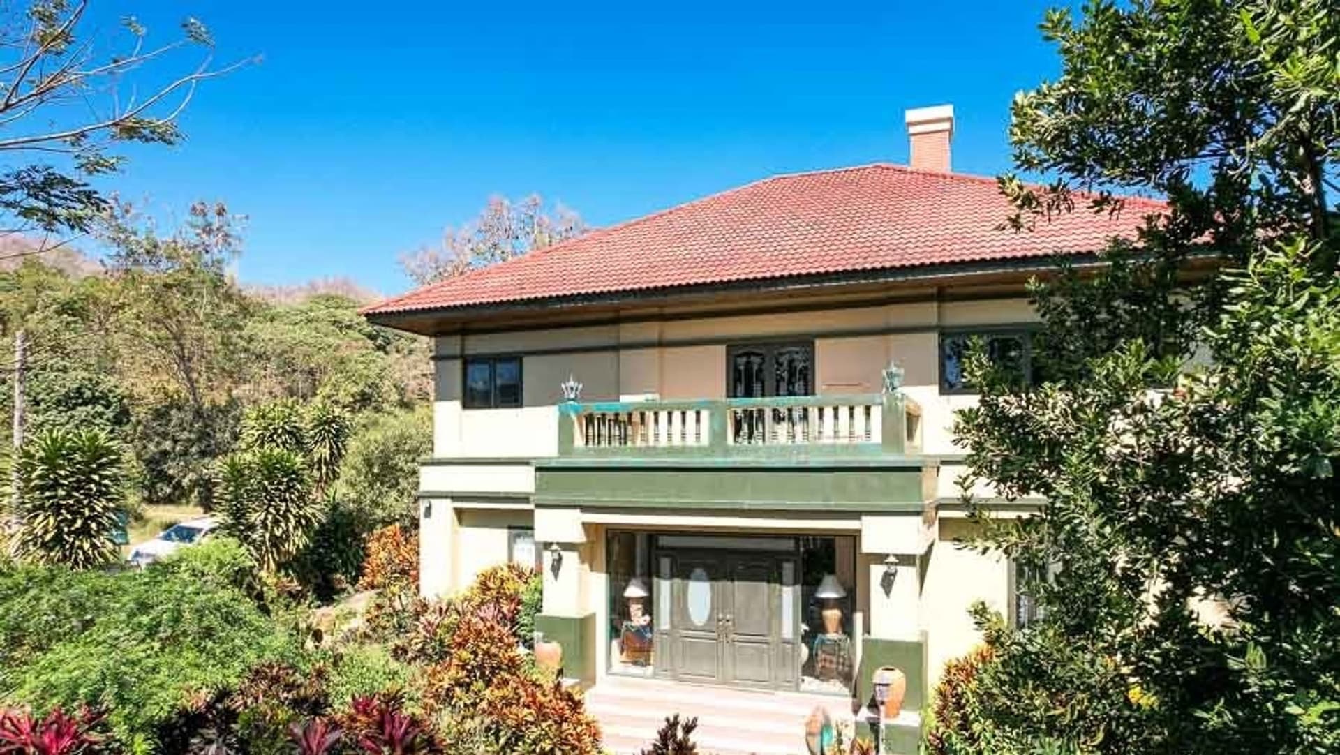 4 Bedroom House - Image 1