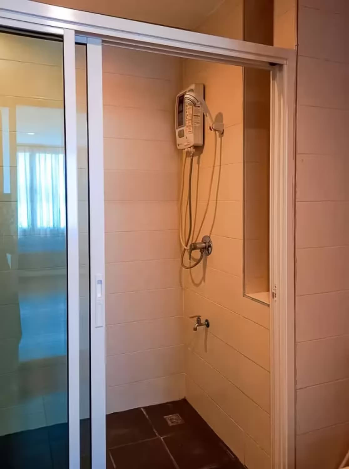 1 Bedroom Condo - Image 2