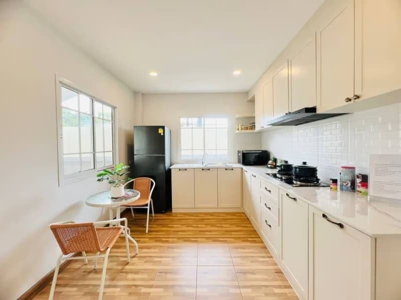 4 Bed House for Rent and Sale in Hang Dong District