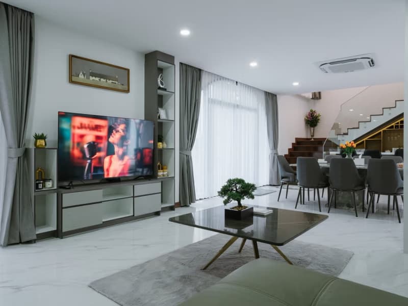 4 Bed House for Rent and Sale in Hang Dong District