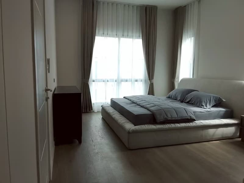 4 Bed House for Rent and Sale in Bang Phli