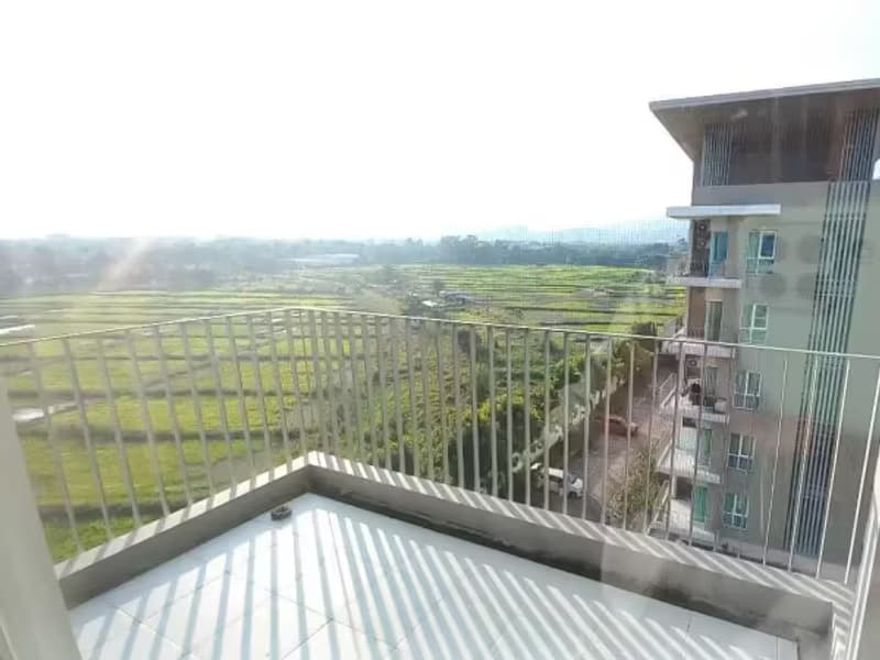 1 Bedroom Condo