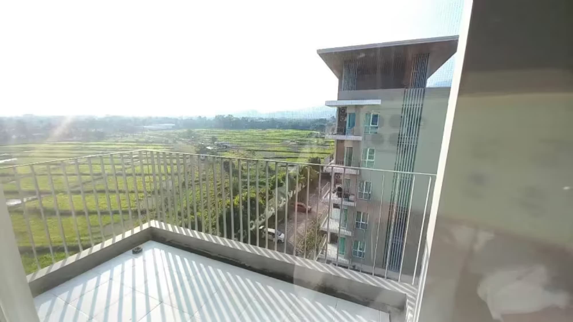 1 Bedroom Condo - Image 3