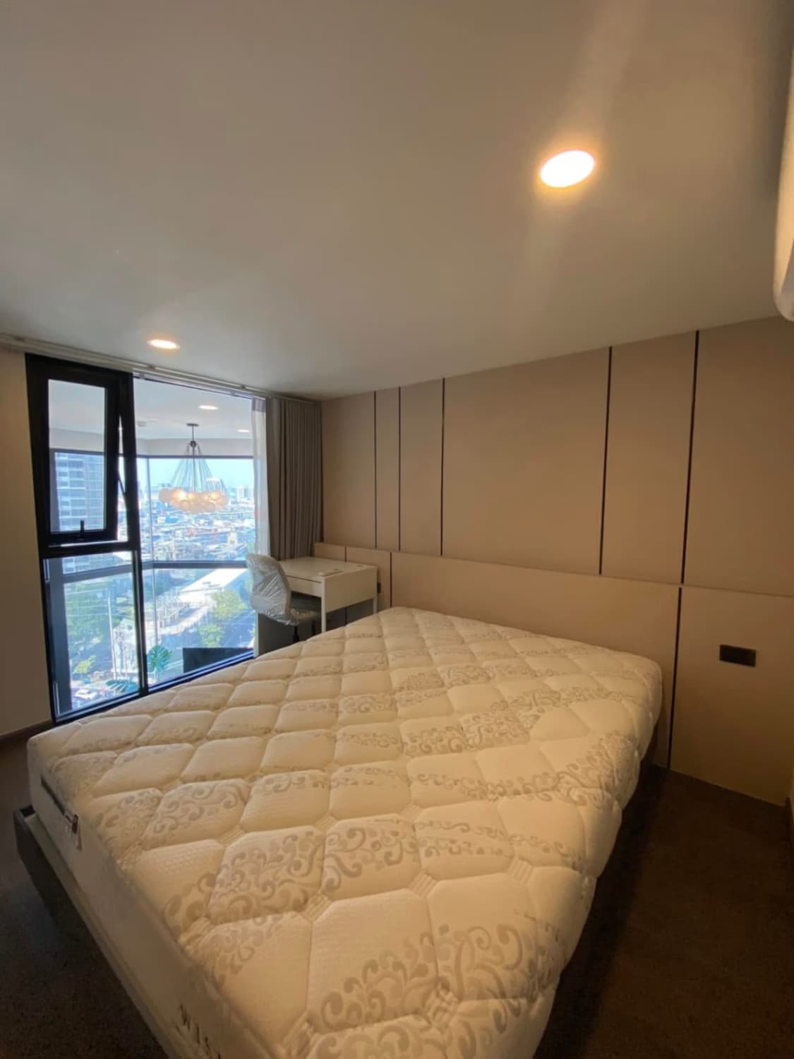 2 Bed Condo for Rent in Bang Rak - Image 5