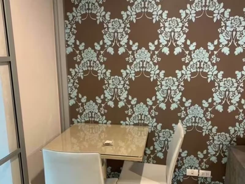 1 Bedroom Condo