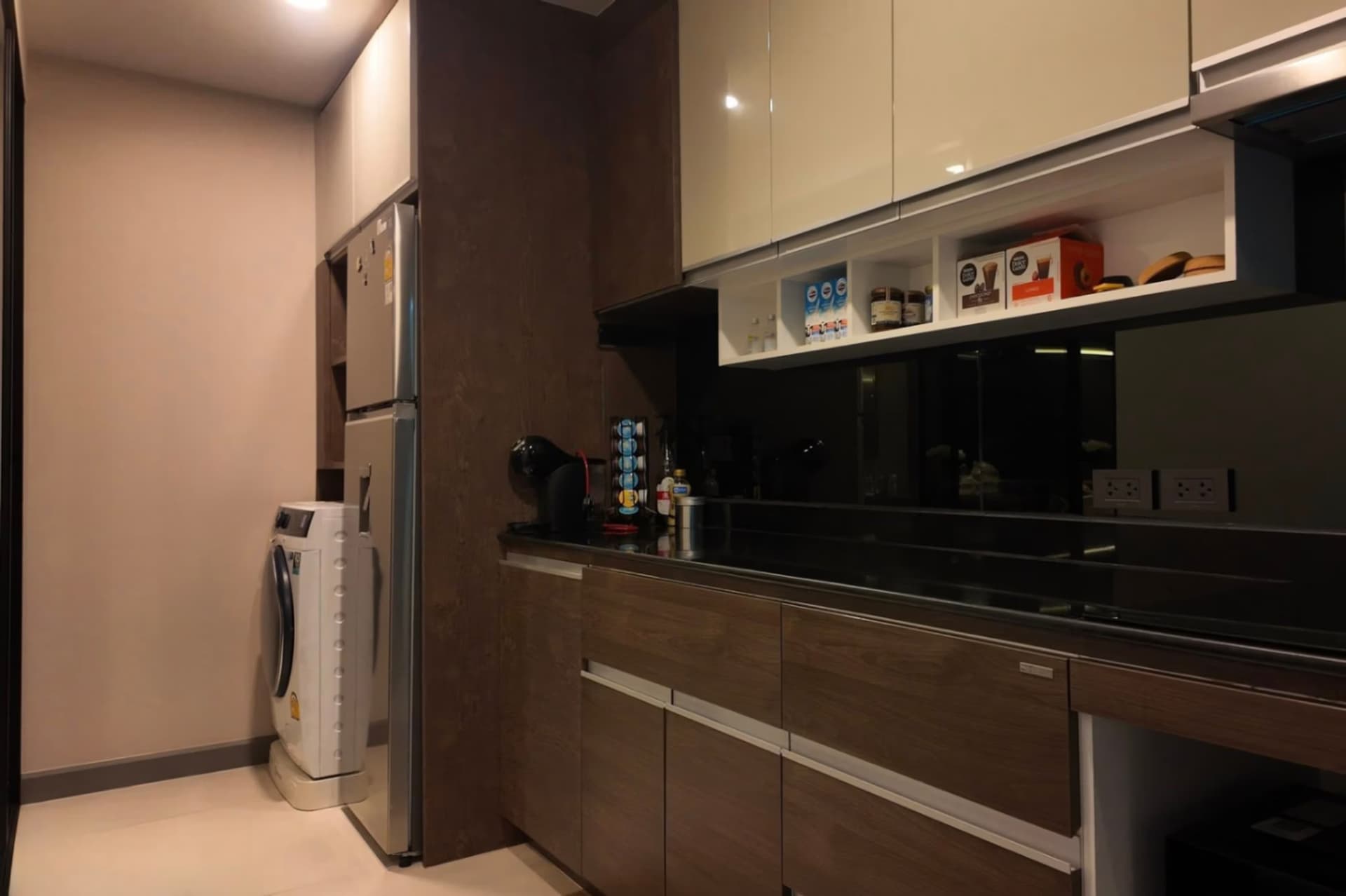 2 Bed Condo for Rent and Sale in Khlong San - Image 12