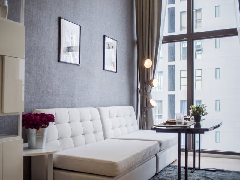 1 Bed Condo for Rent and Sale  Near Phra Ram 9 MRT