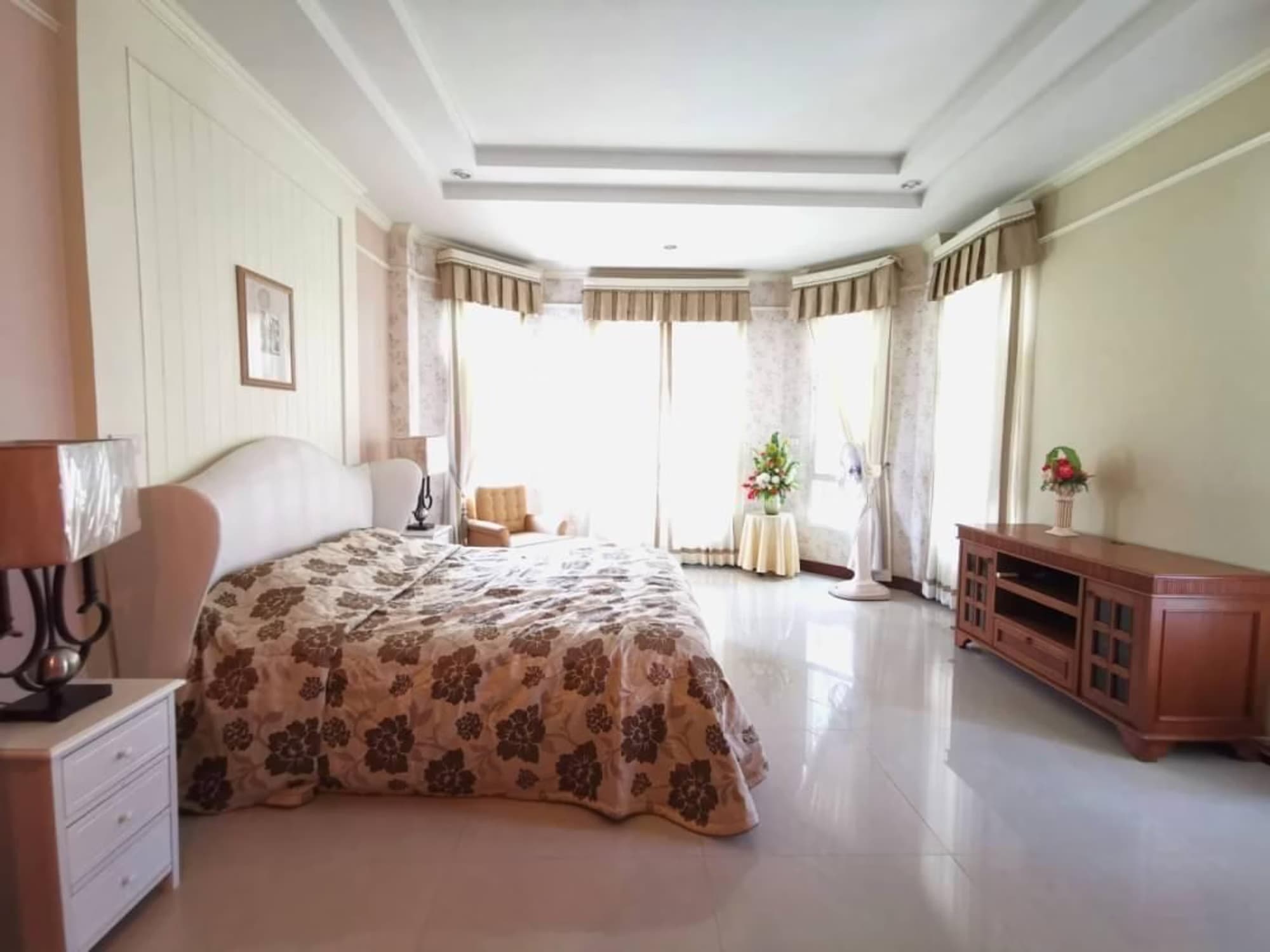 5 Bed House for Rent and Sale in San Sai - Image 10